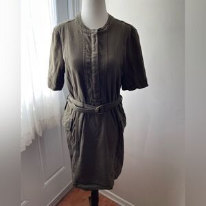 BANANA Republic green safari short sleeve belted dress size 4